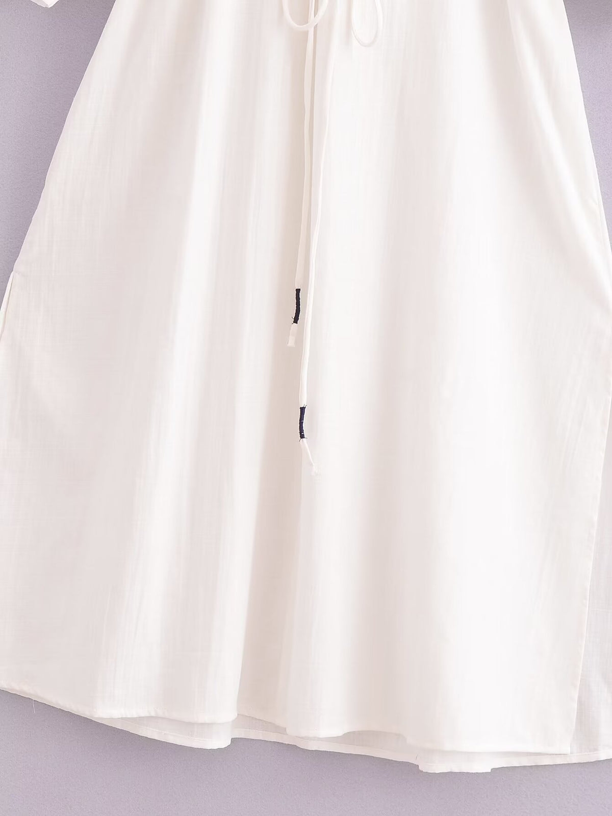 Women's Embroidered Floral V-Neck Lantern-Sleeve Dress
