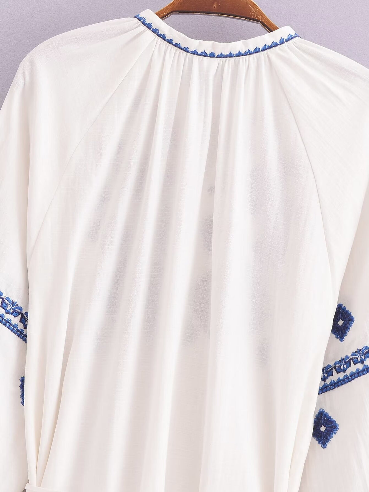 Women's Embroidered Floral V-Neck Lantern-Sleeve Dress