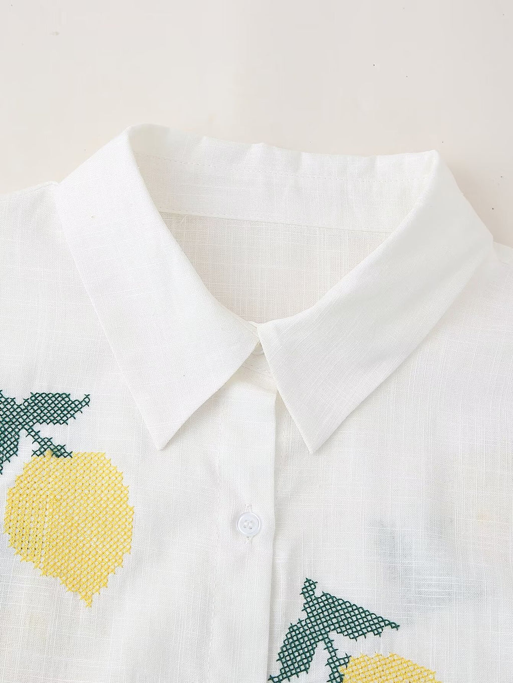 Women's Embroidered Button-Front Collared Shirt