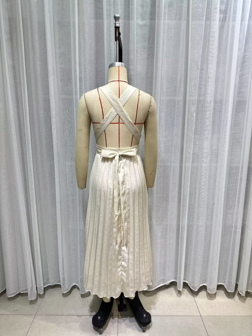 's Backless Cross-Strap Cutout Dress