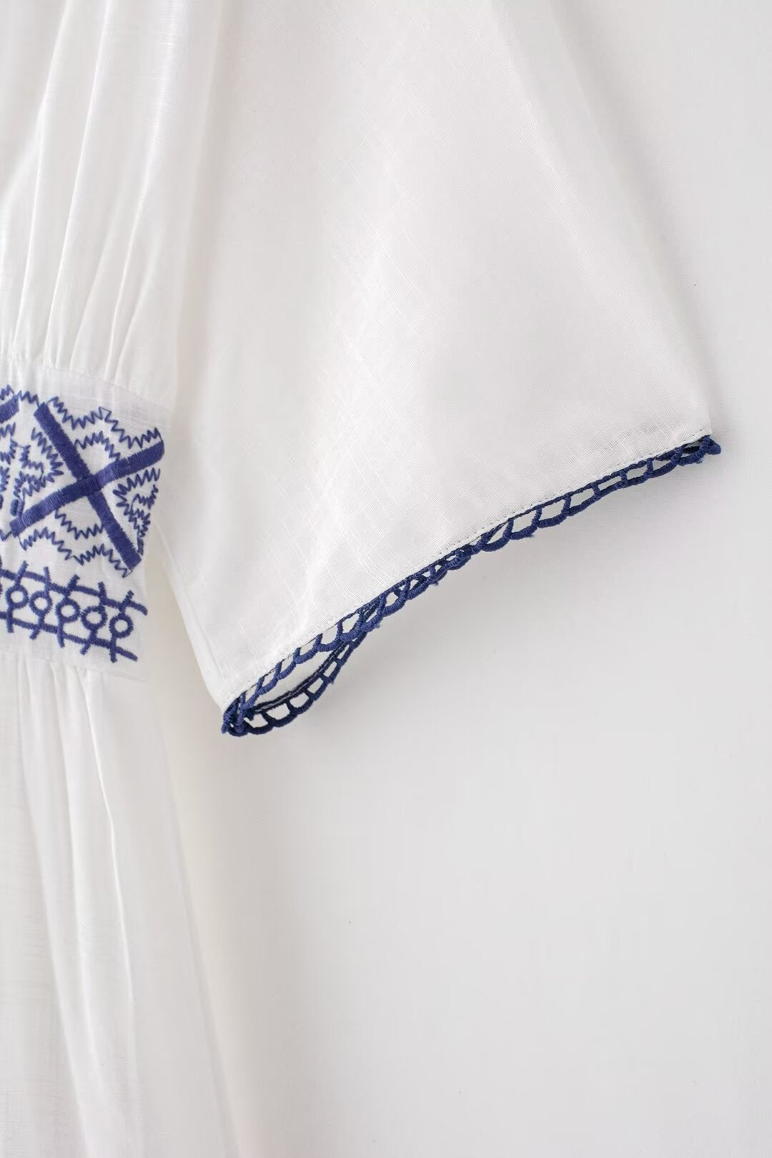 Summer Fresh Simple Linen Embroidery V-Neck Short Sleeve Dress