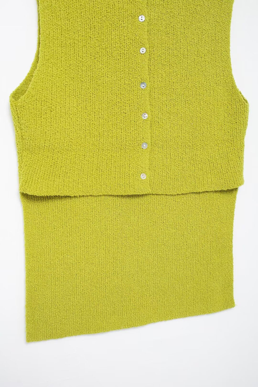 's Back Button Plain Stitch Top