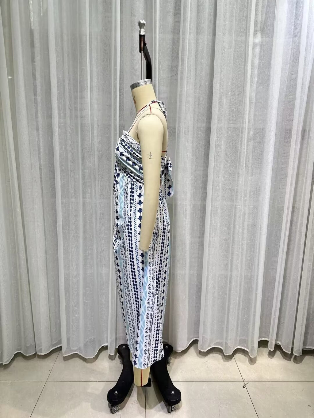 Women's Holiday Halterneck Printed Dress