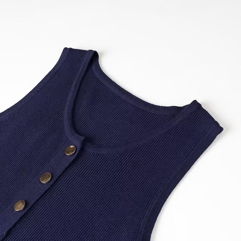 Summer Elegance Sleeveless Round Neck Slim Knit Dress