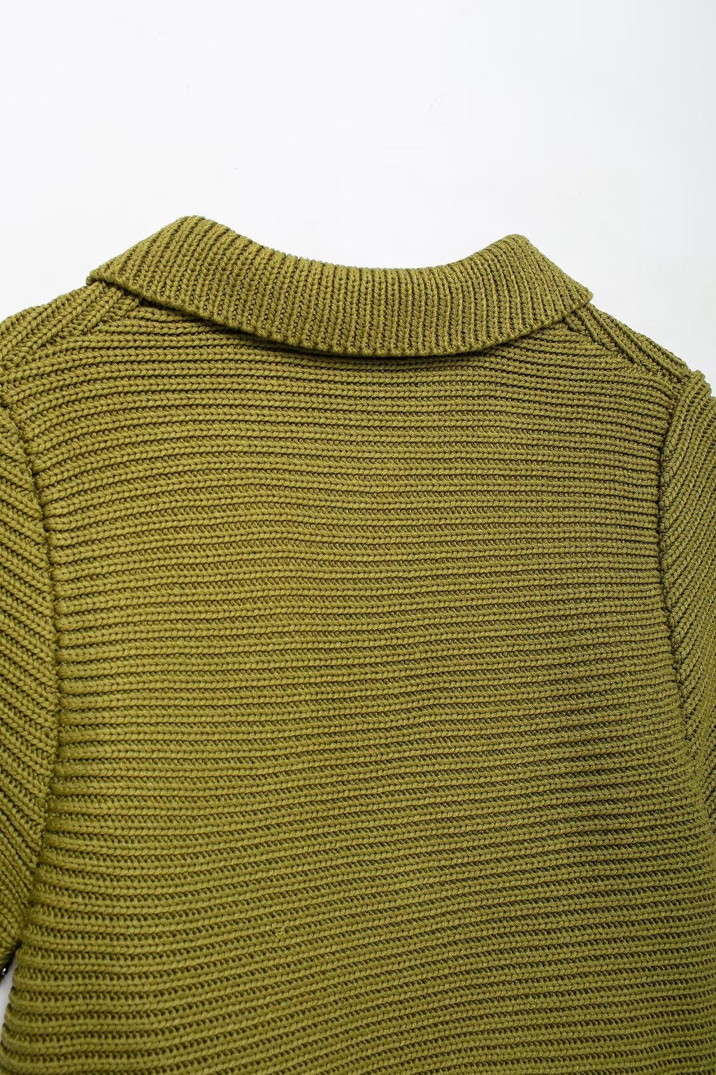 Women’s White Peter Pan Collar Button Knit Top