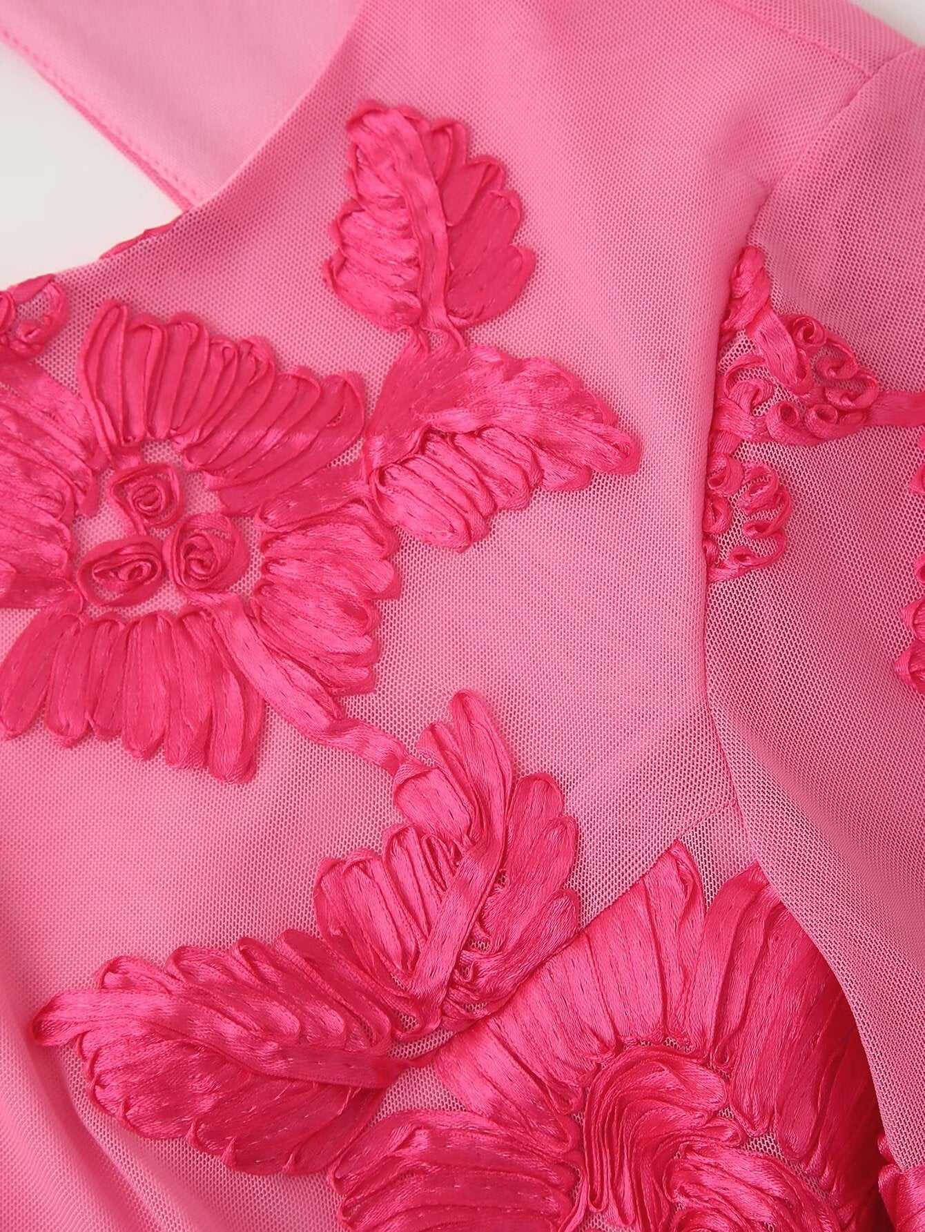 3D Floral Cutout Long-Sleeve Dress