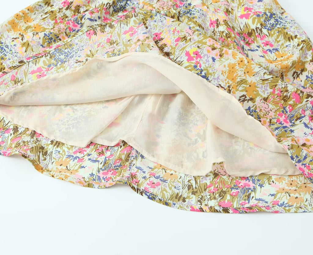Small Floral-Print Heart Shaped Collar Tight Waist Suspenders Dress