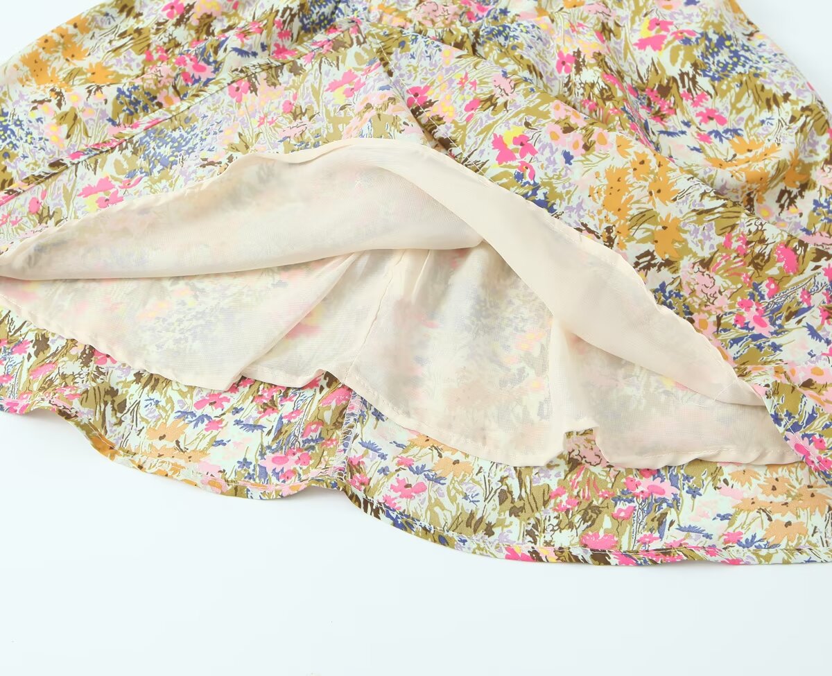 Small Floral-Print Heart Shaped Collar Tight Waist Suspenders Dress