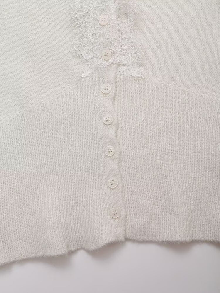 Women's Autumn Lace Stitching Two Color Decorated Row Button Cardigan