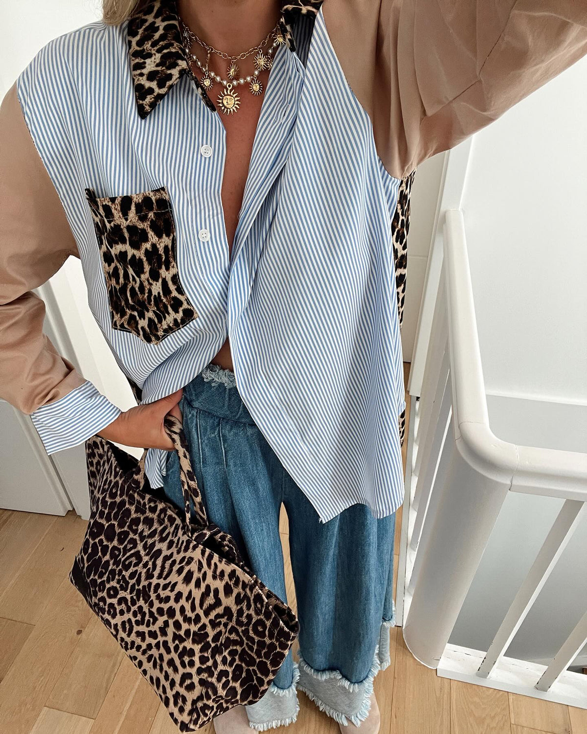 Women's Collared Long Sleeve Pocket Printing Color Contrast Shirt