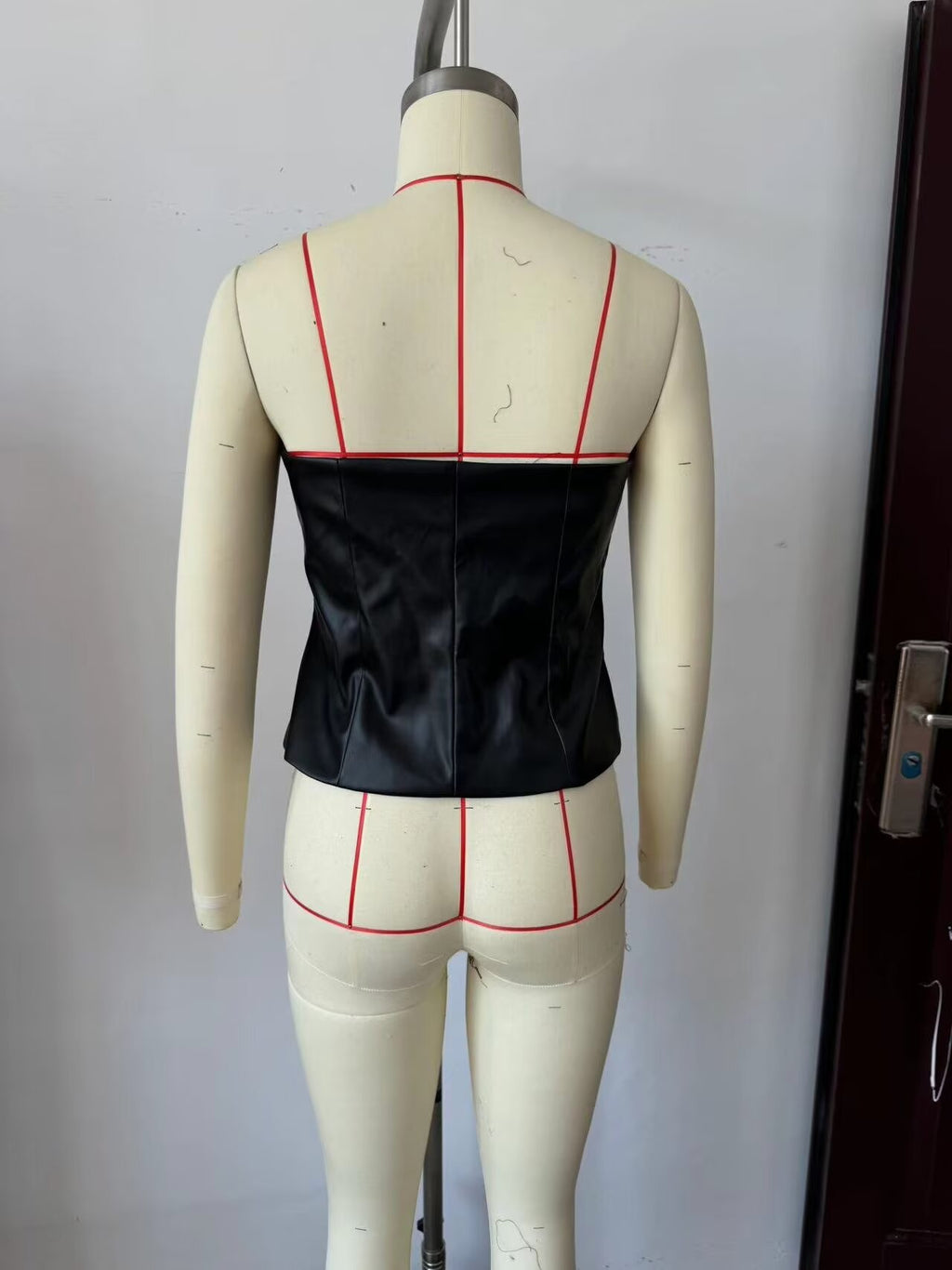 's Single Breasted Short Faux Leather Off Neck Tight Backless