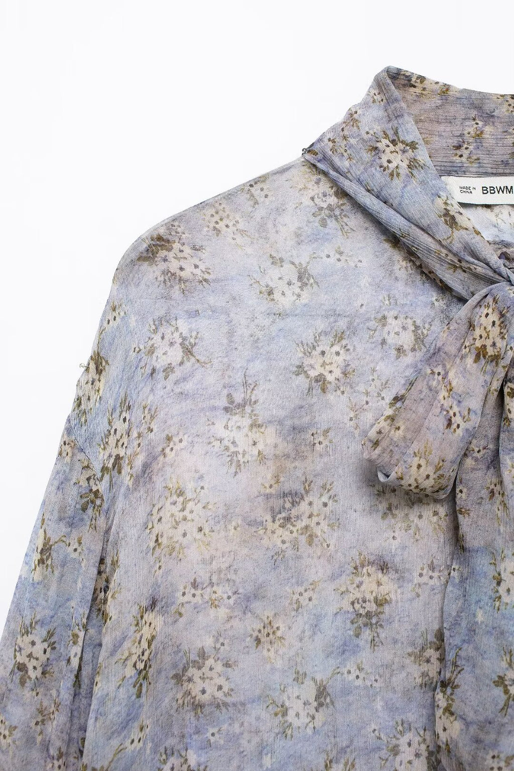Women's Bowknot Decoration Shirt