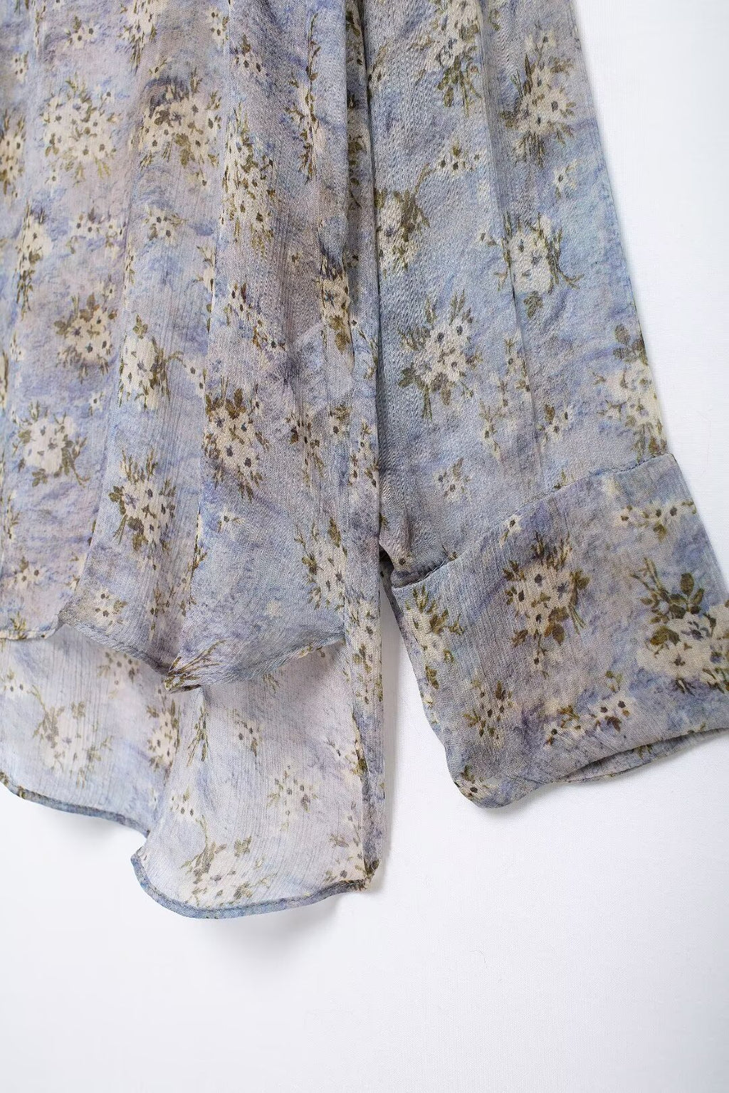 Women's Bowknot Decoration Shirt