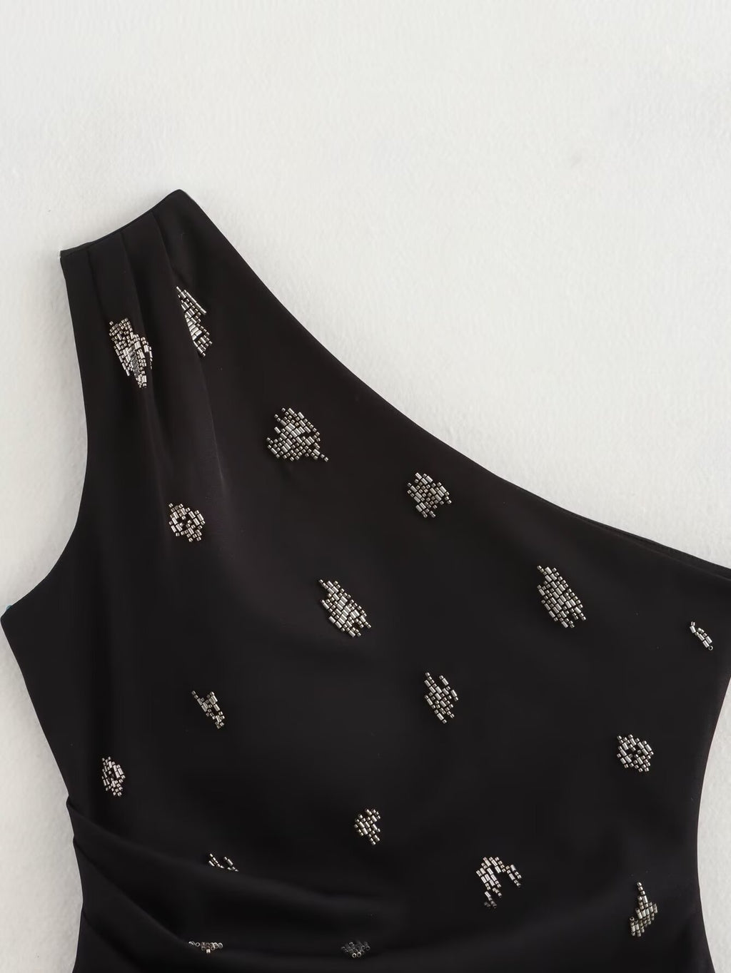 Women's Beaded Pleated Sleeveless Top