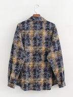 Women's Plaid Long-Sleeve Collared Shirt