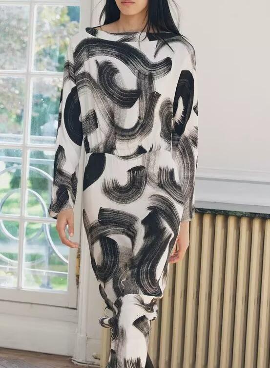 Retro Print Long-Sleeve Midi Dress