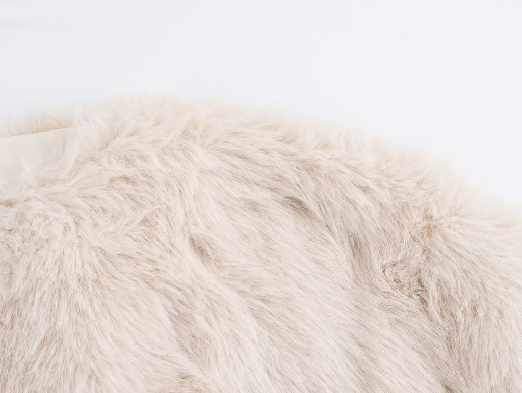 Women's Solid Color Long Sleeve Artificial Fur Effect Top