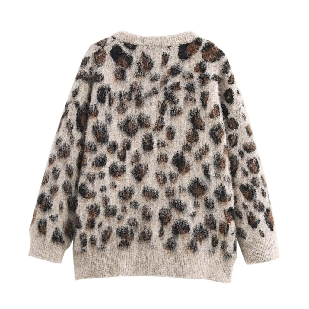 Women's Fall Stylish Simple Leopard Print Button Decoration Sweater