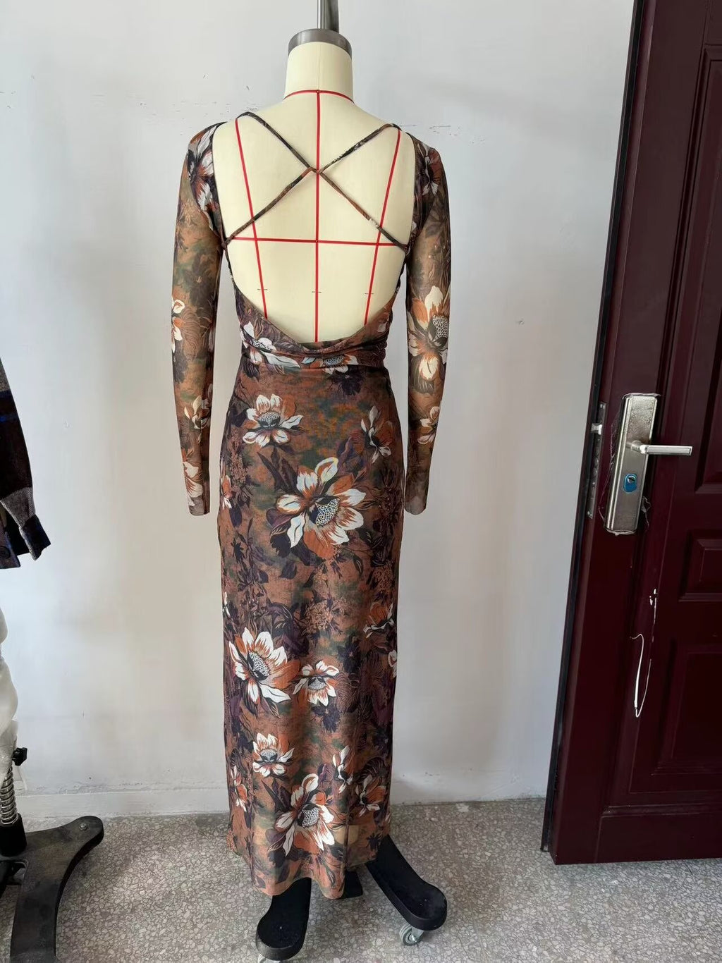 Waist Trimming Printing Silk Net Word Collar Length Dress