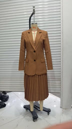 Women's Half Button Pocket Pleated Coordinated Two-Piece Set