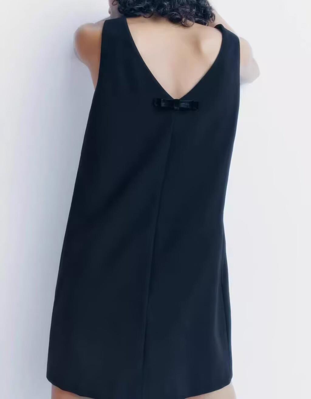 Winter Velvet Bowknot Decoration V-Neck Straight Dress
