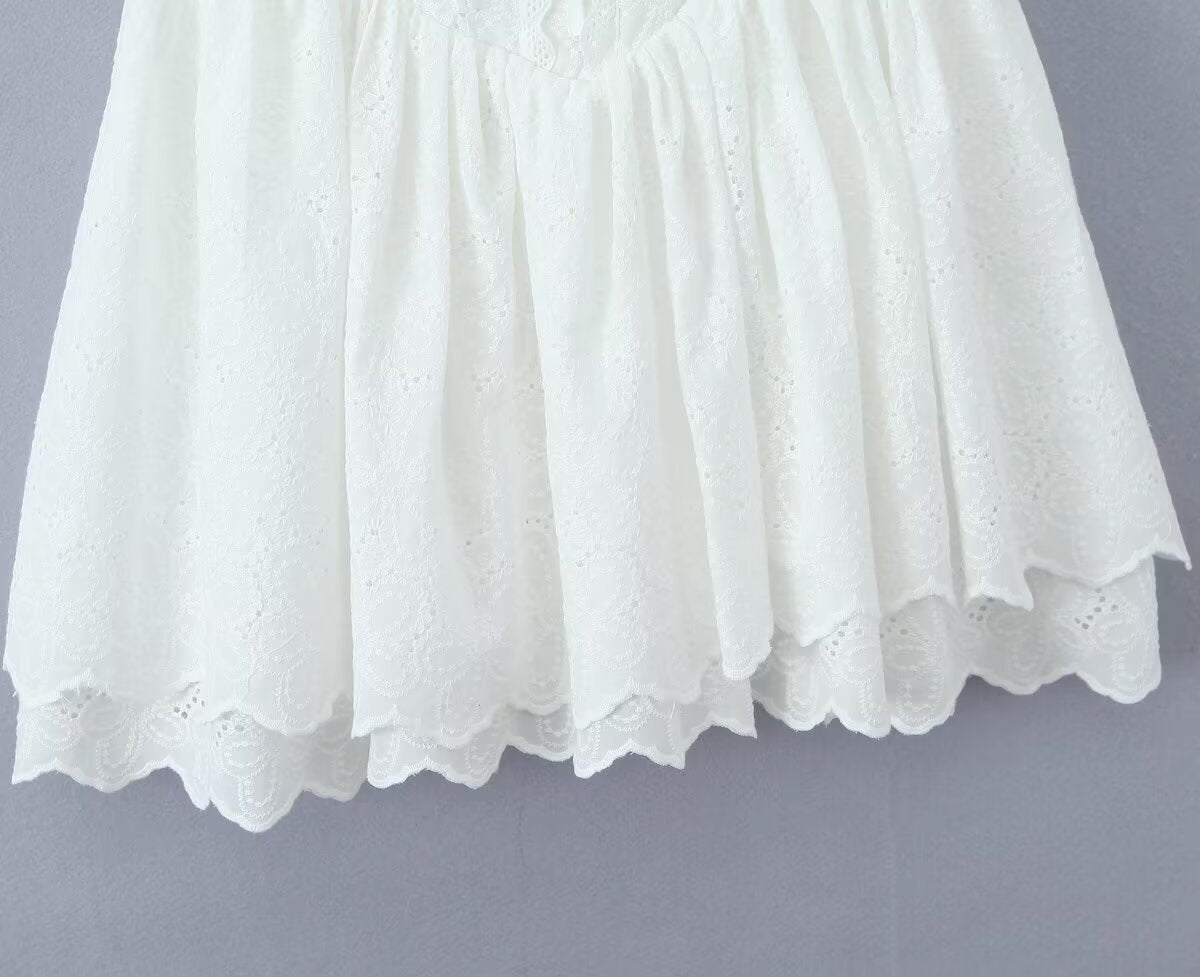 Women's Sweet Lace Embroidered Suspender Puffy Chest Dress