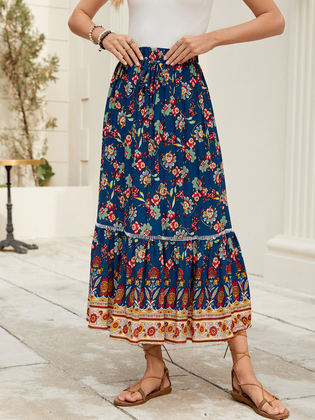 Positioning Printed Bohemian Holiday Seaside Beach Skirt