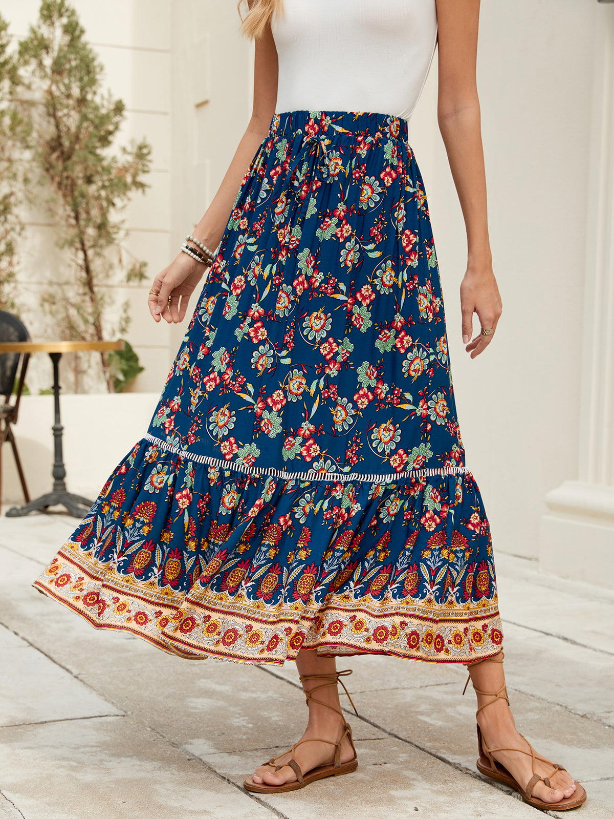 Positioning Printed Bohemian Holiday Seaside Beach Skirt