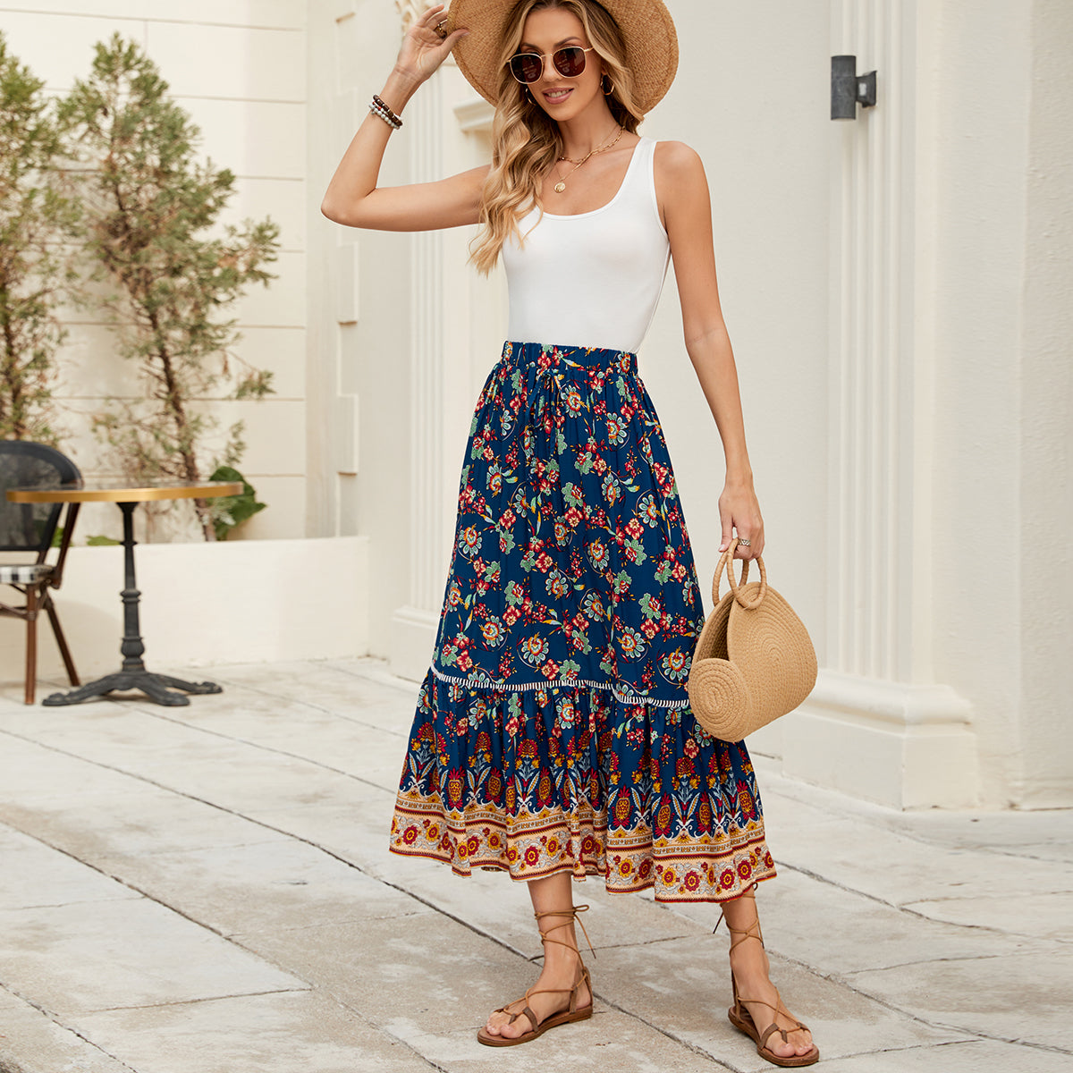 Positioning Printed Bohemian Holiday Seaside Beach Skirt
