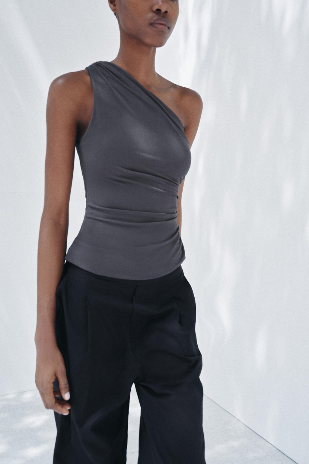 Women's Summer Women Clothing Fashionable Simple Pleated Asymmetric Top