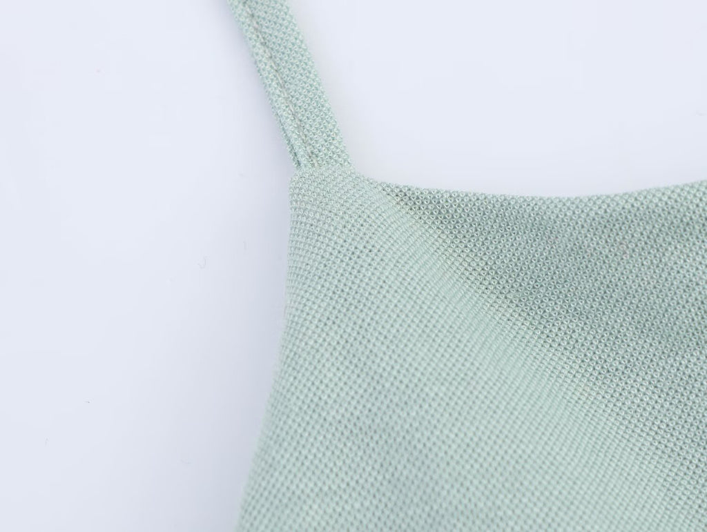 's Simple Backless Hanging Collar Top