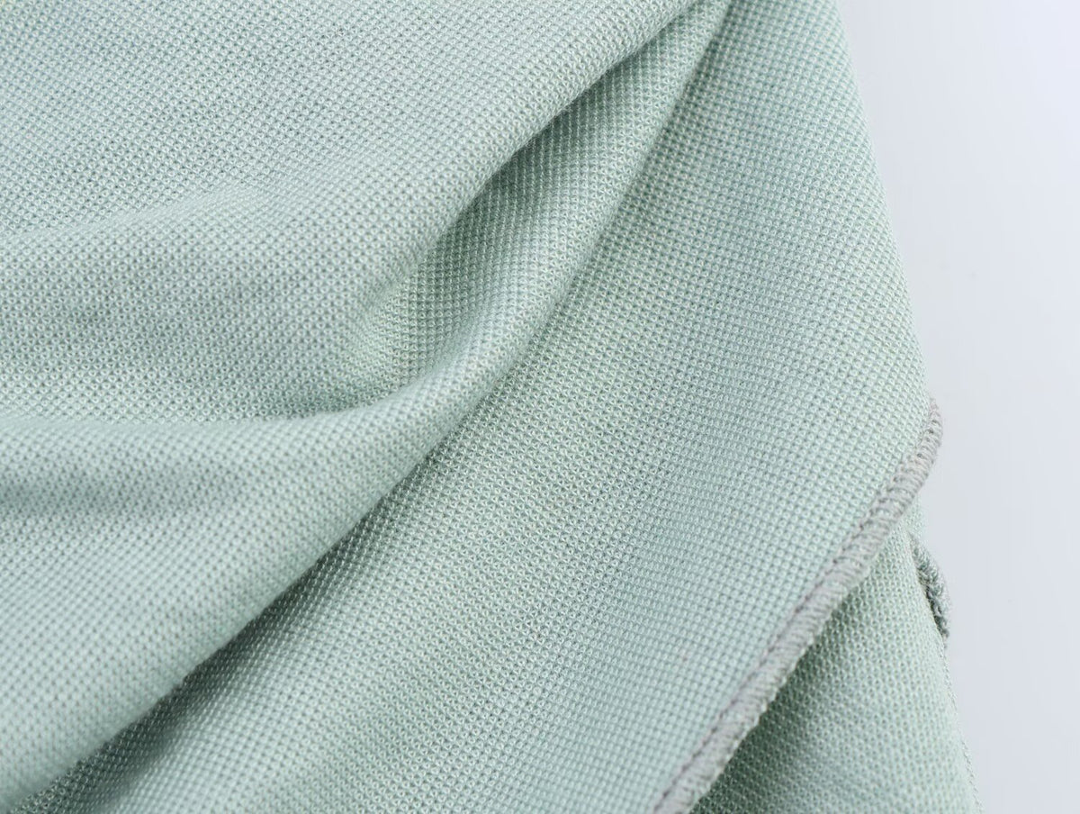 's Simple Backless Hanging Collar Top