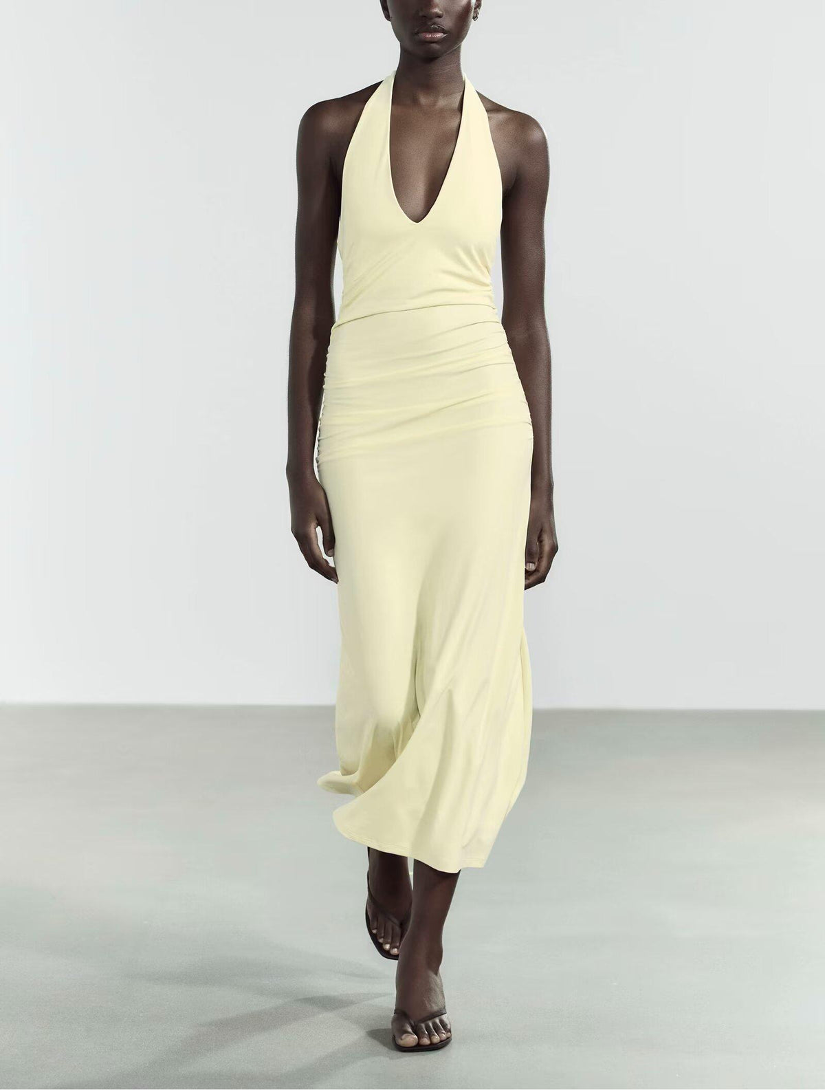 Bare Back Hanging Collar Dress