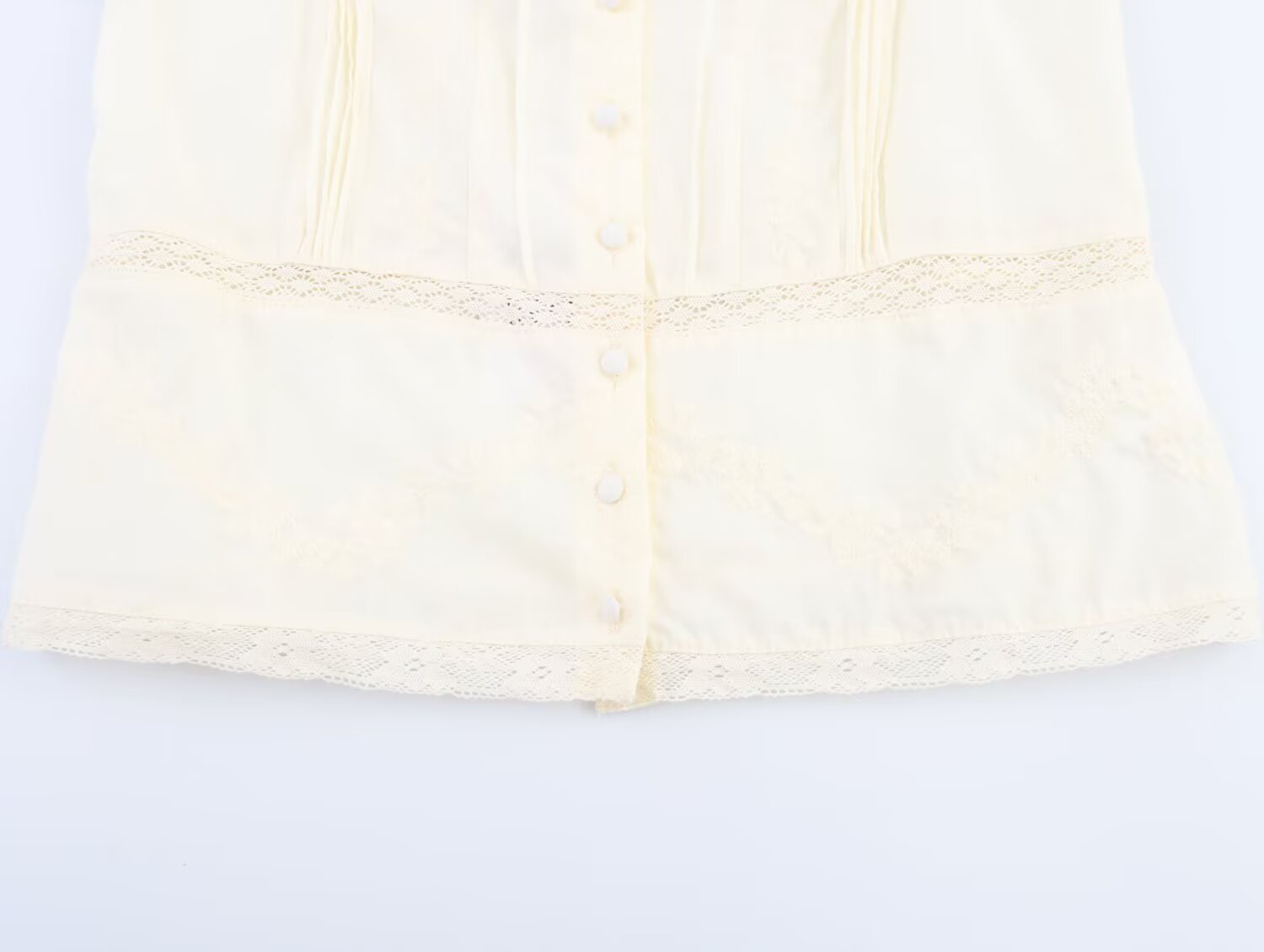 Bow Detail Embroidered Tube Top