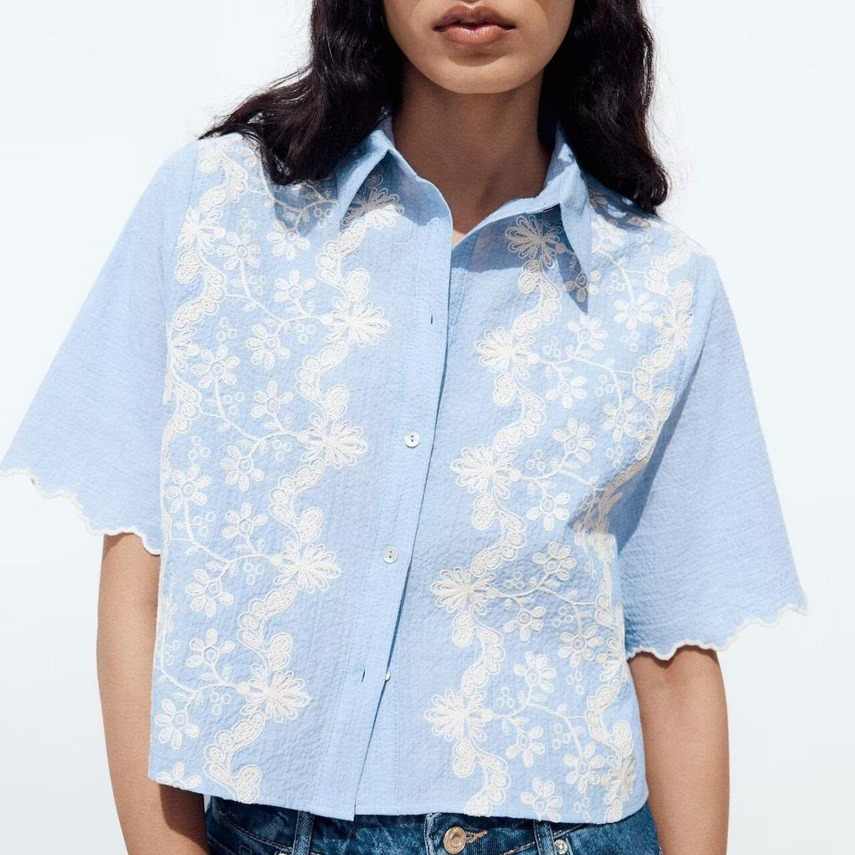Women's Embroidery Short Sleeve Collared Short Shirt