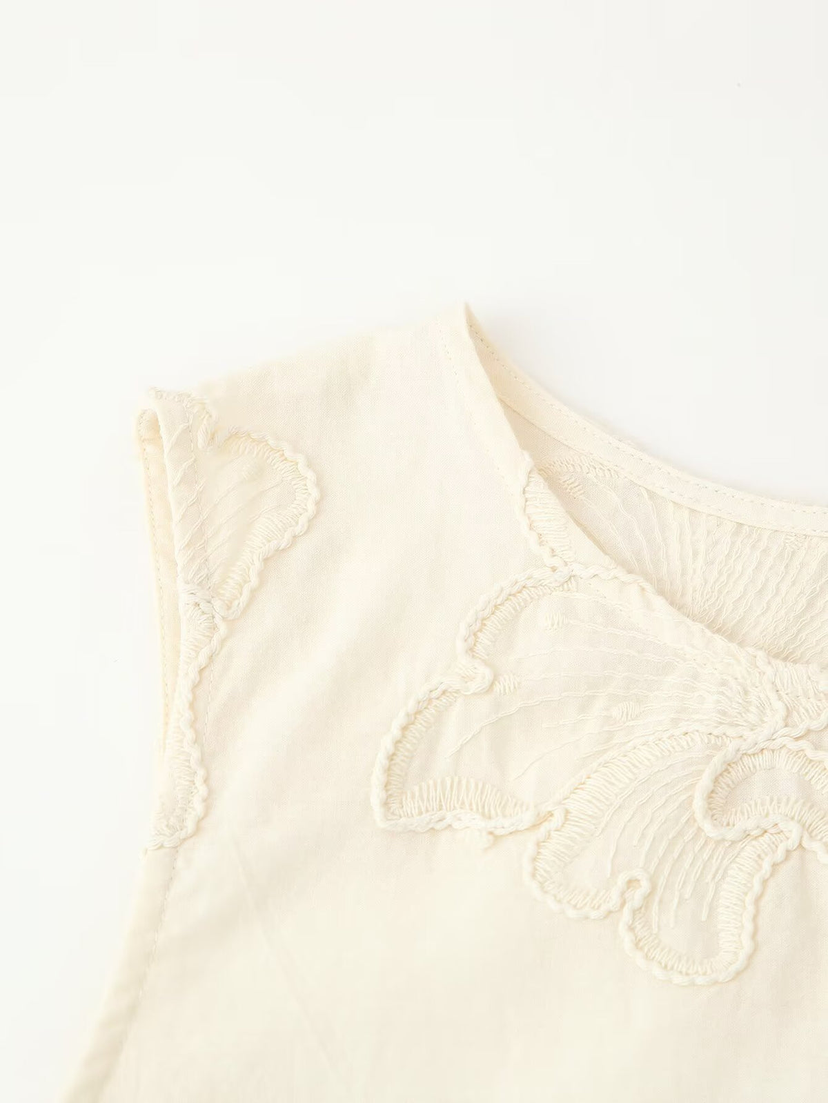 Summer Casual Sleeveless Embroidered Top Set