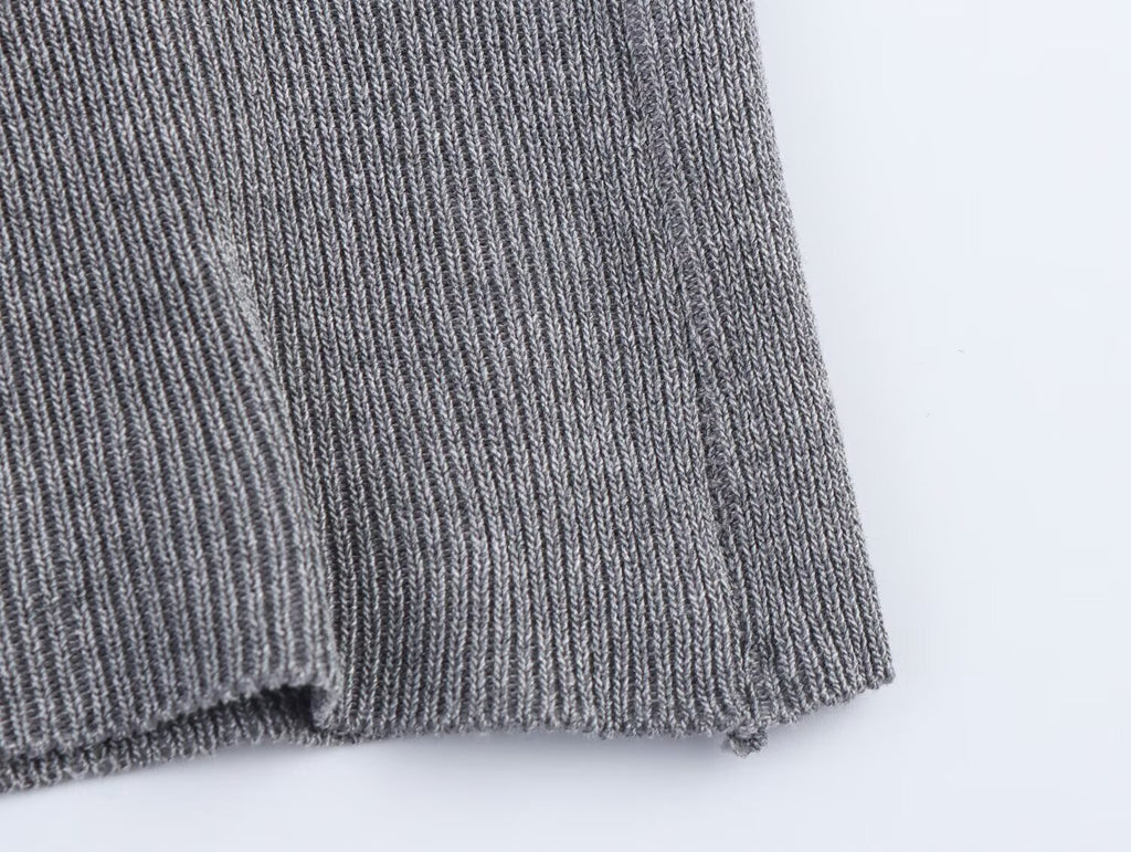 Women’s Contrast Color Striped Crew Neck Sweater
