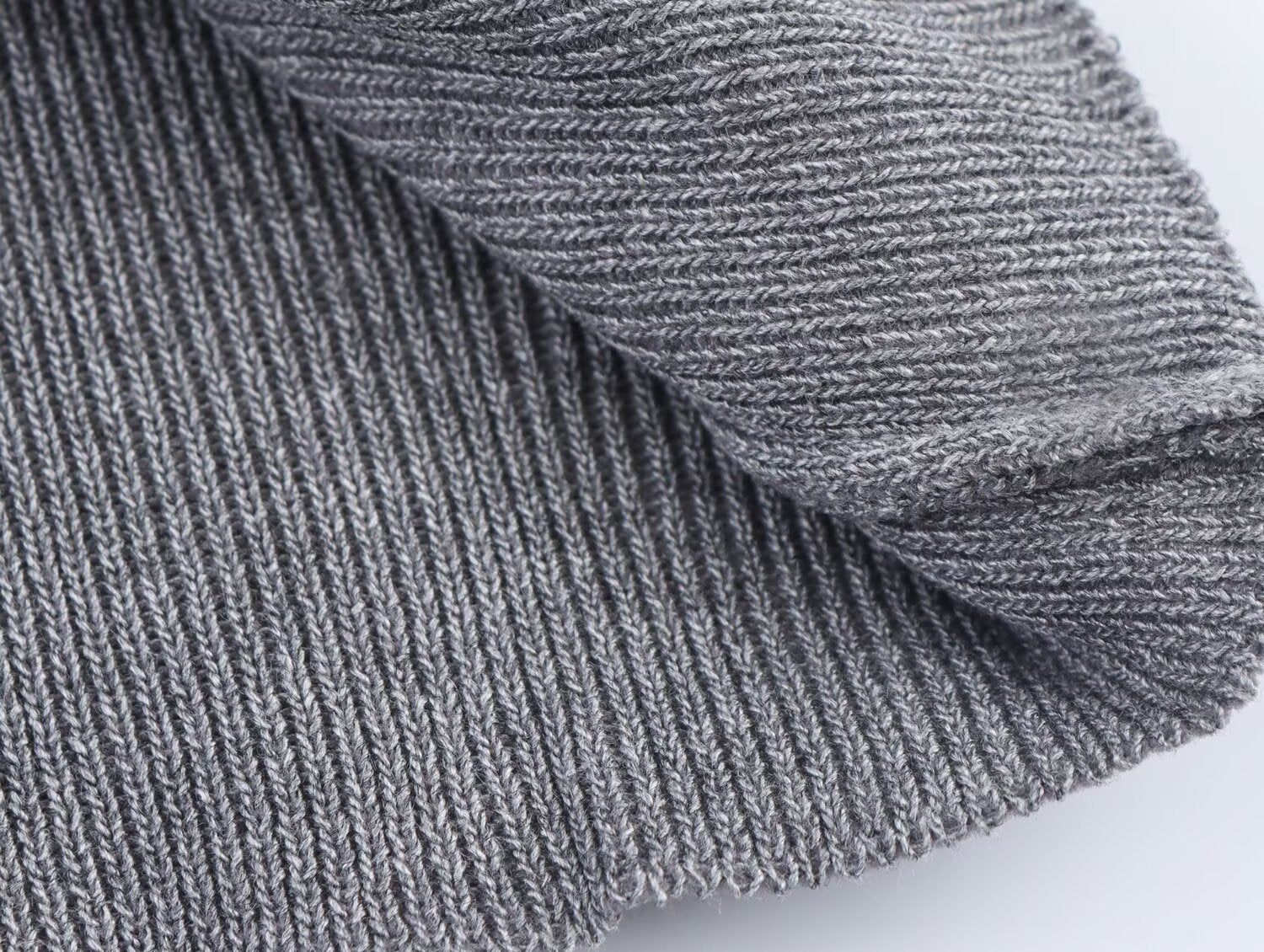 Women’s Contrast Color Striped Crew Neck Sweater