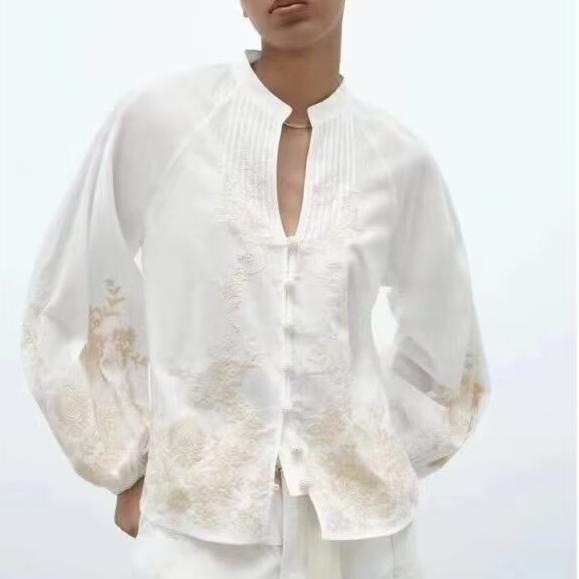 Women's Floral Embroidered Long-Sleeve Shirt