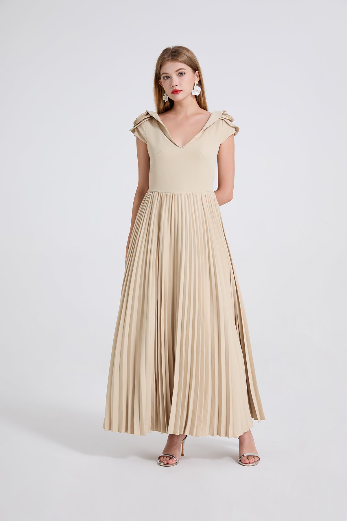 Women's V-Neck 3D Pleated Maxi Dress