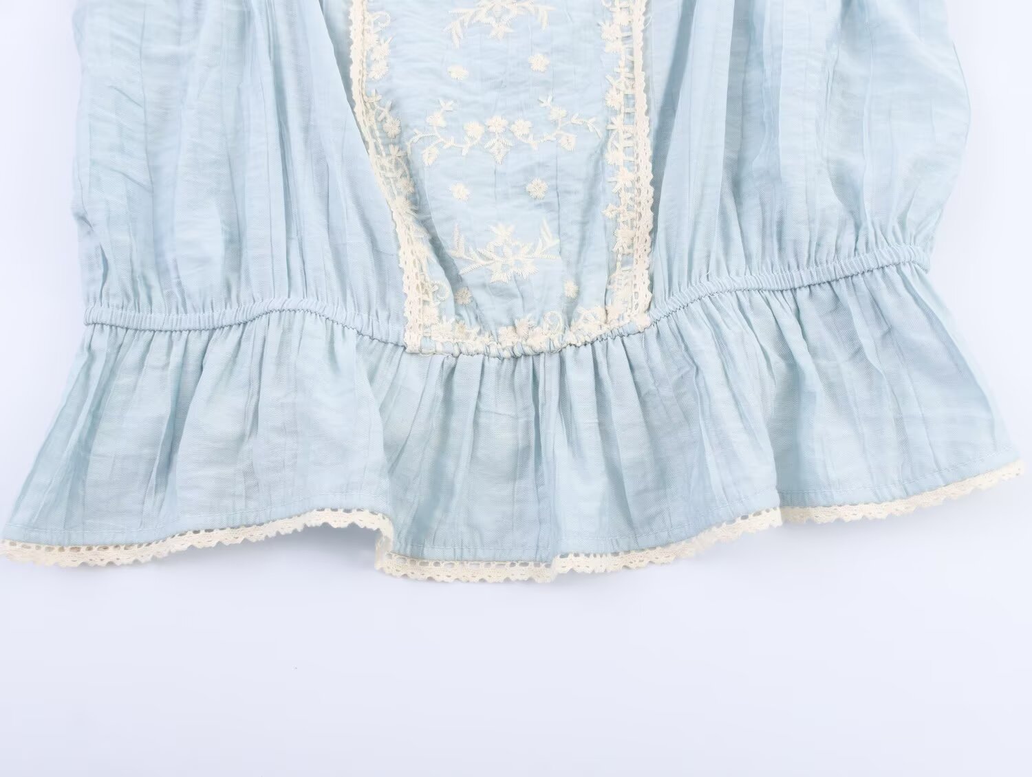 Women's Women Fashionable Fashionable Laminated Decoration Embroidered Top