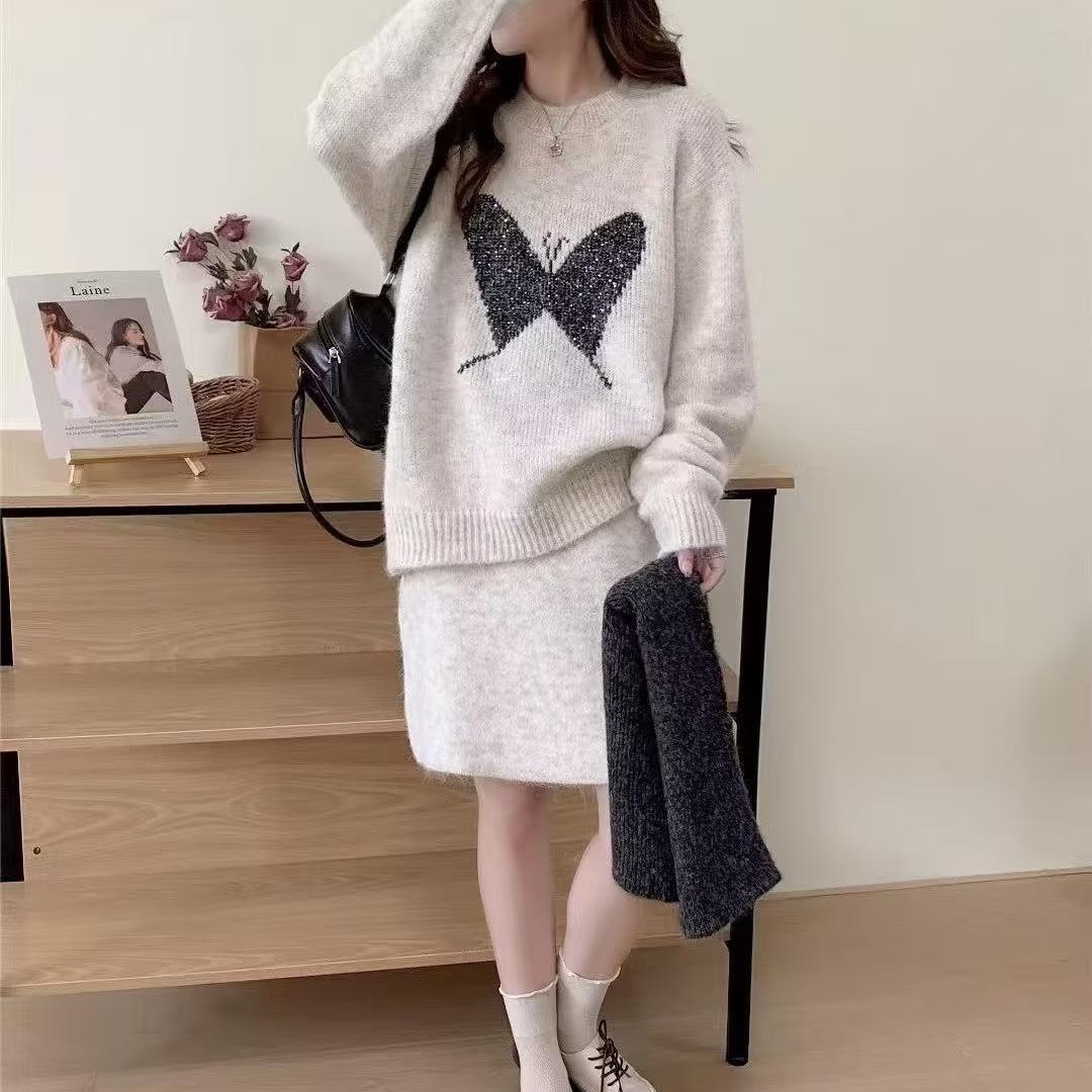 Women's Butterfly Bright Silk Jacquard Sweater And Skirt Two-Piece Set