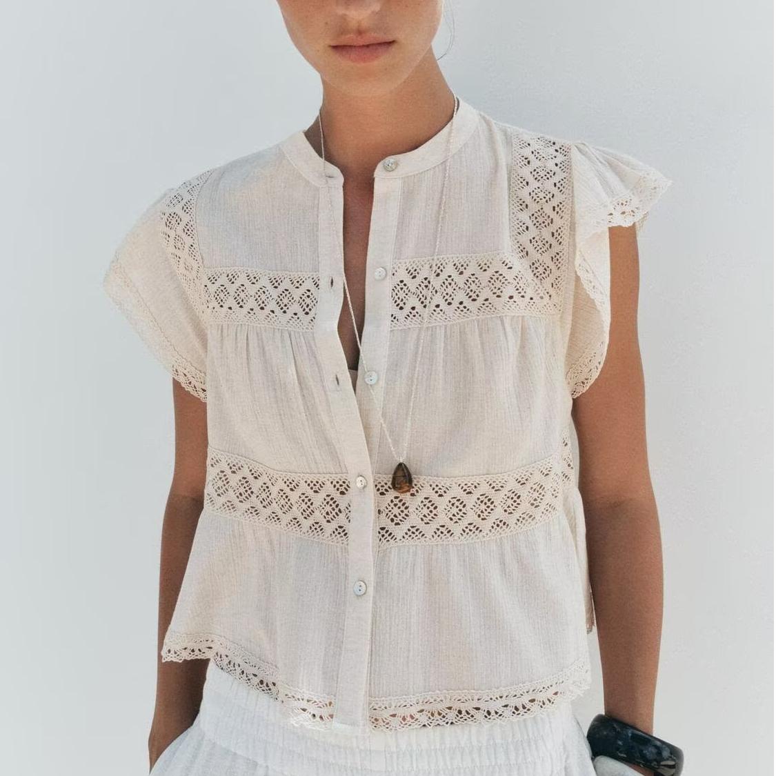 Women's Holiday Gentle Straight Lace Crocheted Round Neck Top