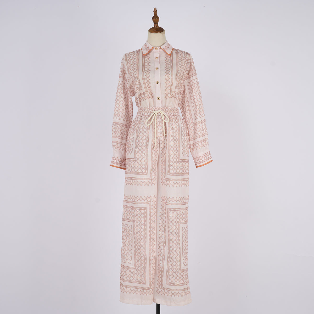 Women's Autumn Cream Colored Geometric Print Pattern Fitted Silhouette Blouse Two-Piece Set
