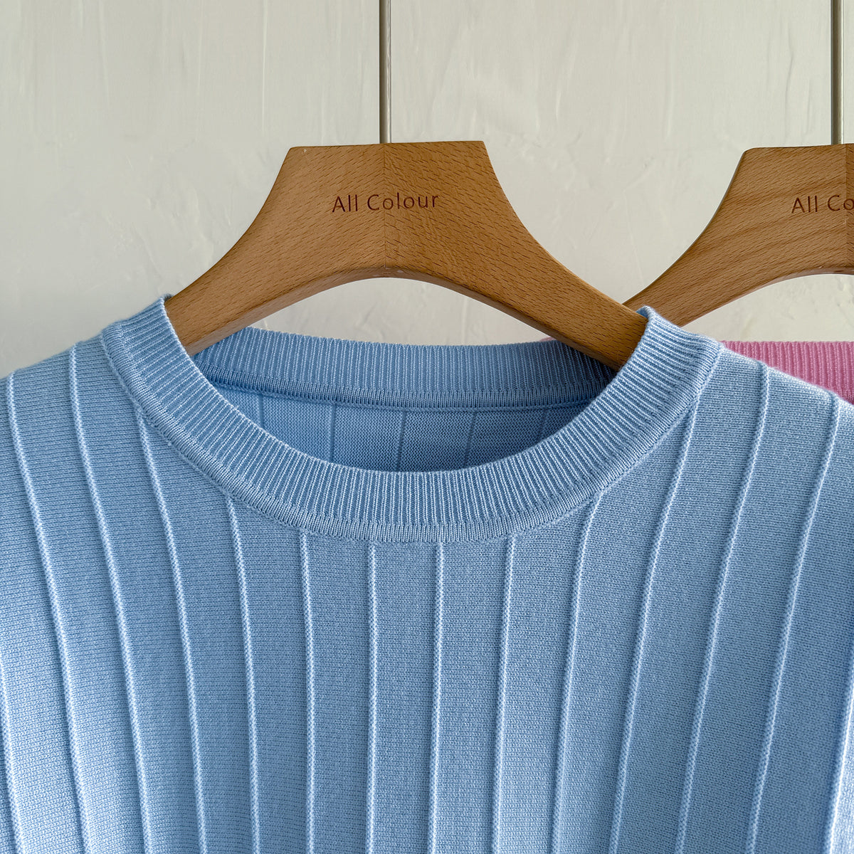 Women's Color Block Round Neck Long Sleeved Knit Top High Waisted
