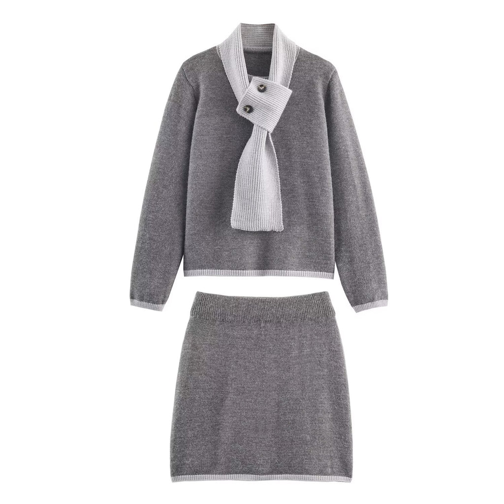 Women's Configuration Scarf Contrast Autumn Coordinated Two-Piece Set