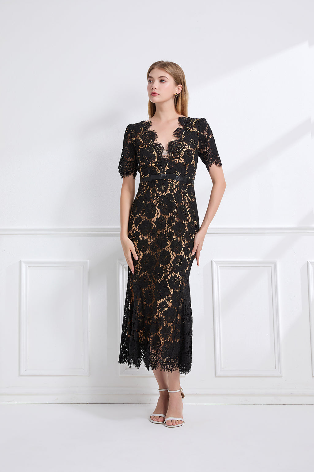 Women's V-Neck Short-Sleeve Bodycon Midi Dress
