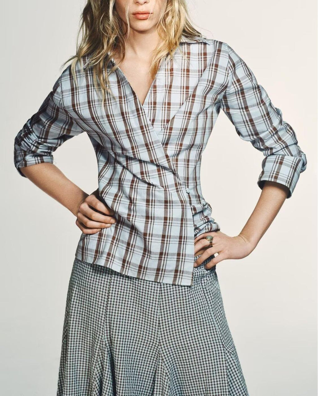 Women's Elegant Waist Slimming Double Breasted Plaid Poplin Shirt