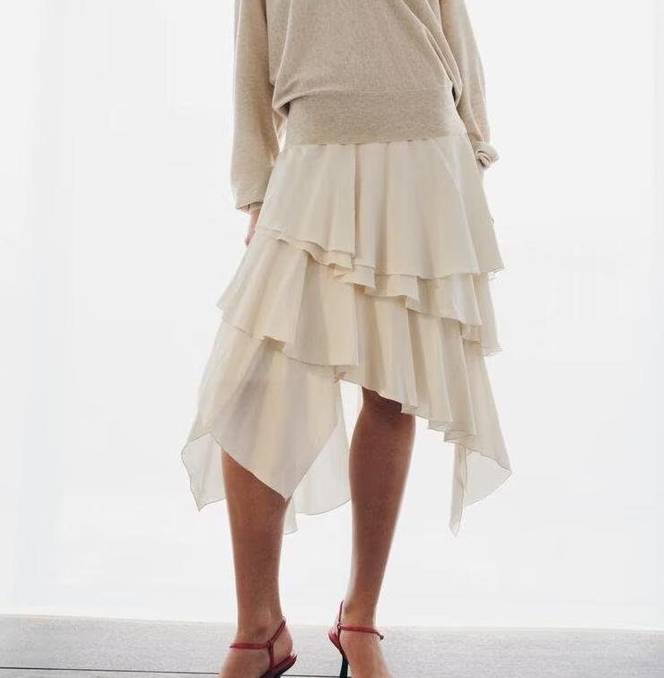 Women's Clothing Summer Sweet Laminated Ruffled Decoration Smooth Tiered Dress