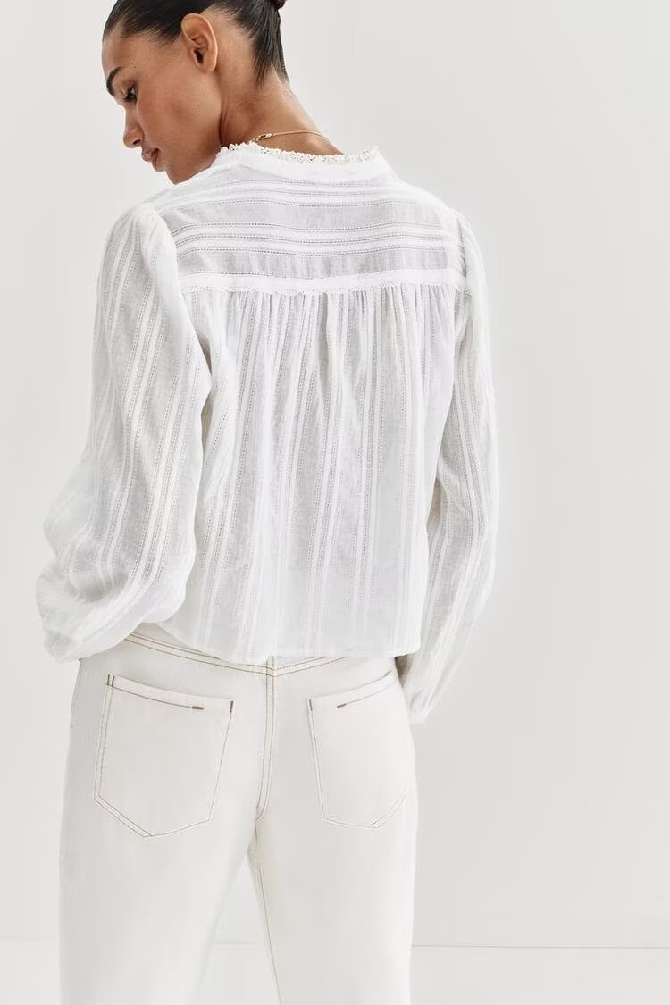 Women's Lace Long-Sleeve Vintage Shirt